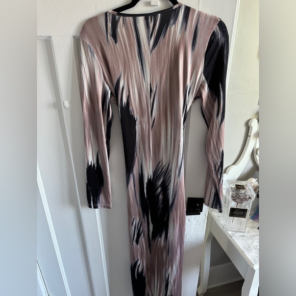 SOLD - Shein - Dresses - M-L - Picture 2 of 11